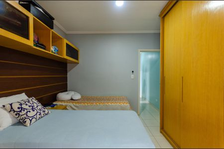 Casa à venda com 200m², 3 quartos e 4 vagasQuarto 2