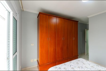 Casa à venda com 200m², 3 quartos e 4 vagasSuíte
