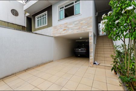 Casa à venda com 200m², 3 quartos e 4 vagasGaragem