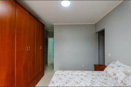 Casa à venda com 200m², 3 quartos e 4 vagasSuíte