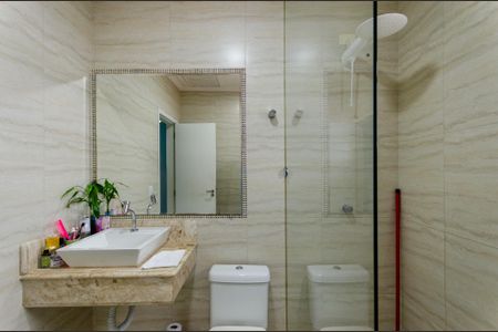 Casa à venda com 200m², 3 quartos e 4 vagasBanheiro