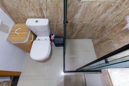 Casa à venda com 120m², 3 quartos e 2 vagas Casa à venda com 120m², 3 quartos e 2 vagasBanheiro 1