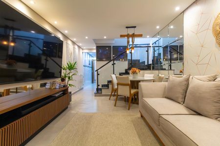 Sala de casa à venda com 3 quartos, 120m² em Jardim Popular, São Paulo