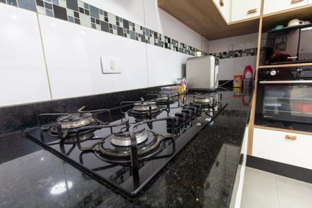 Casa à venda com 120m², 3 quartos e 2 vagas Casa à venda com 120m², 3 quartos e 2 vagasCozinha