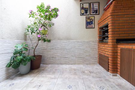 Casa à venda com 120m², 3 quartos e 2 vagas Casa à venda com 120m², 3 quartos e 2 vagasÁrea gourmet e área de serviço