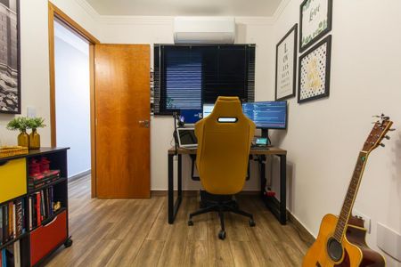 Casa à venda com 120m², 3 quartos e 2 vagas Casa à venda com 120m², 3 quartos e 2 vagasQuarto 3