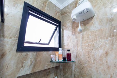 Casa à venda com 120m², 3 quartos e 2 vagas Casa à venda com 120m², 3 quartos e 2 vagasBanheiro 1