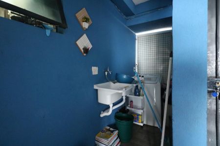 Apartamento à venda com 42m², 3 quartos e 1 vagaÁrea de Serviço