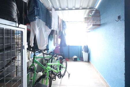 Apartamento à venda com 42m², 3 quartos e 1 vagaÁrea de Serviço