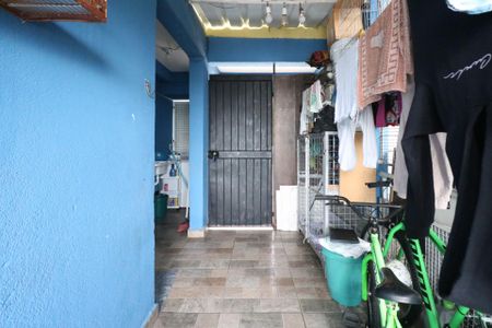 Apartamento à venda com 42m², 3 quartos e 1 vagaÁrea de Serviço