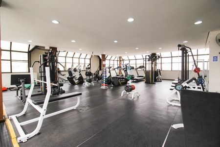 Apartamento à venda com 33m², 1 quarto e 1 vaga Apartamento à venda com 33m², 1 quarto e 1 vagaÁrea comum - Academia