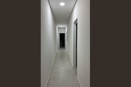 Corredor de kitnet/studio para alugar com 1 quarto, 26m² em Vila Água Funda, São Paulo