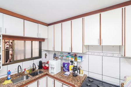 Casa para alugar com 300m², 3 quartos e 3 vagasCozinha - Armários