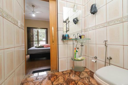 Casa para alugar com 300m², 3 quartos e 3 vagasBanheiro da Suíte