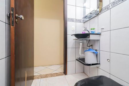 Casa para alugar com 300m², 3 quartos e 3 vagasBanheiro 1