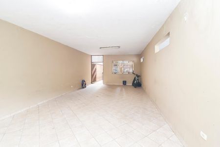 Casa para alugar com 300m², 3 quartos e 3 vagasGaragem