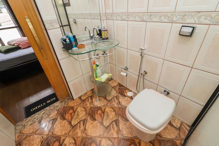 Casa para alugar com 300m², 3 quartos e 3 vagasBanheiro da Suíte