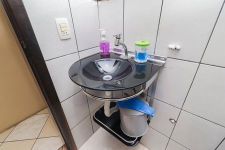 Casa para alugar com 300m², 3 quartos e 3 vagasBanheiro 1