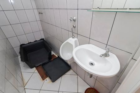 Casa para alugar com 300m², 3 quartos e 3 vagasBanheiro Externo