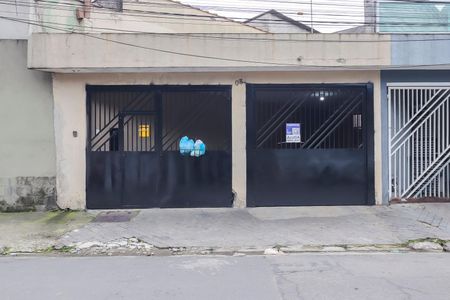 Casa para alugar com 300m², 3 quartos e 3 vagasFachada