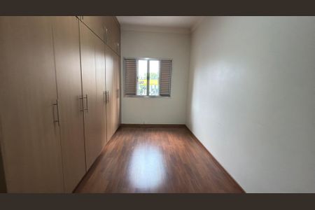 Casa à venda com 200m², 4 quartos e 4 vagas