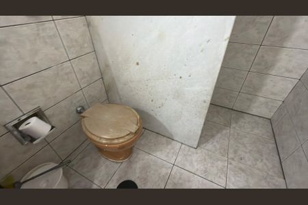 Casa à venda com 200m², 4 quartos e 4 vagas