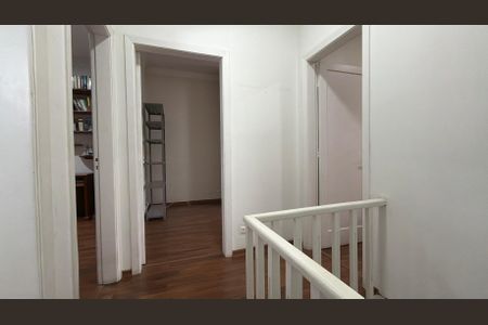 Casa à venda com 200m², 4 quartos e 4 vagas