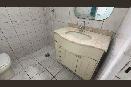 Casa à venda com 200m², 4 quartos e 4 vagas
