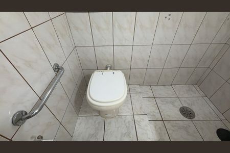 Casa à venda com 200m², 4 quartos e 4 vagas