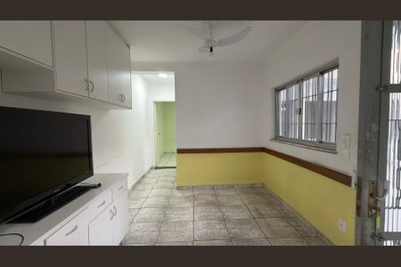 Casa à venda com 200m², 4 quartos e 4 vagas