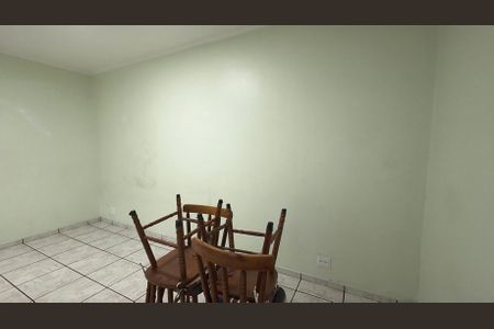 Casa à venda com 200m², 4 quartos e 4 vagas