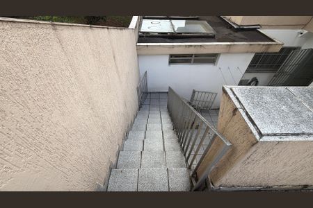 Casa à venda com 200m², 4 quartos e 4 vagas