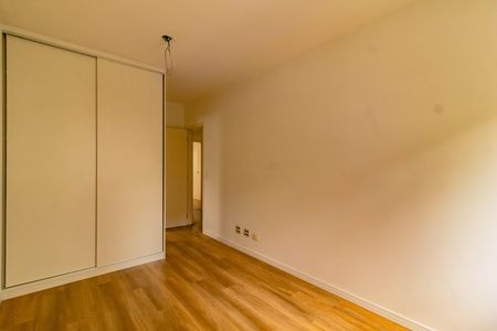 Apartamento para alugar com 123m², 4 quartos e 2 vagas
