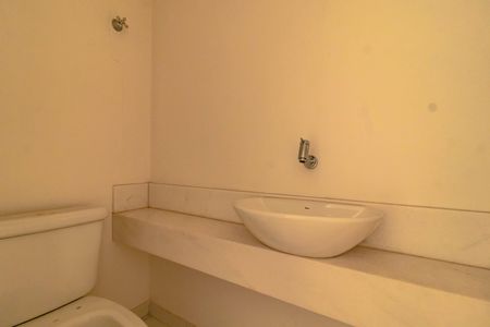 Apartamento para alugar com 123m², 4 quartos e 2 vagas