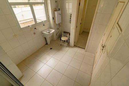 Apartamento para alugar com 123m², 4 quartos e 2 vagas