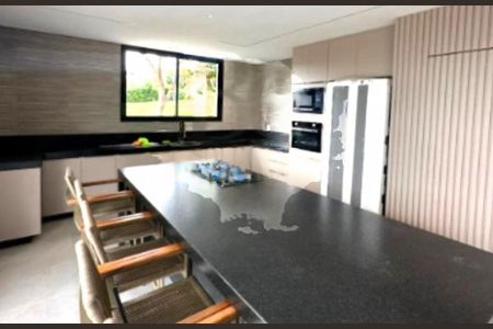 Casa para alugar com 1000m², 4 quartos e 5 vagas Casa para alugar com 1000m², 4 quartos e 5 vagasFoto 03