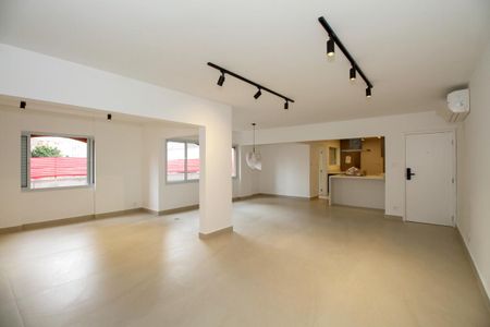 Sala de Estar e Jantar de apartamento para alugar com 2 quartos, 120m² em Cerqueira César, São Paulo