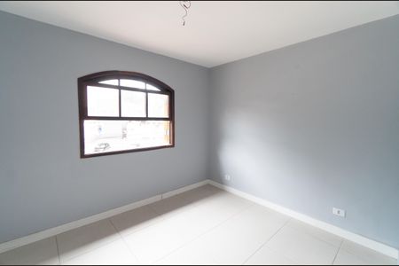 Casa para alugar com 63m², 3 quartos e 1 vagaQuarto 1