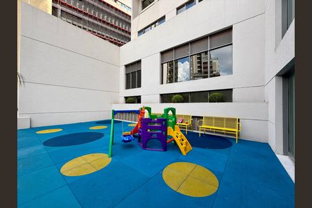 Apartamento à venda com 35m², 1 quarto e 1 vaga Apartamento à venda com 35m², 1 quarto e 1 vagaPlayground