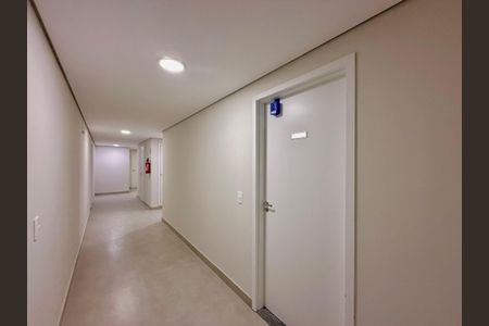Apartamento à venda com 35m², 1 quarto e 1 vaga Apartamento à venda com 35m², 1 quarto e 1 vagaHall Apartamento