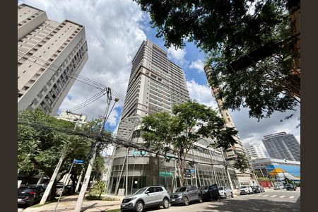 Apartamento à venda com 35m², 1 quarto e 1 vaga Apartamento à venda com 35m², 1 quarto e 1 vagaFachada