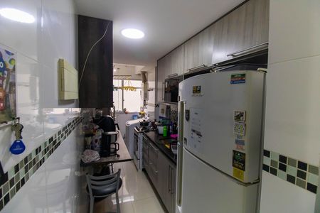 Apartamento à venda com 68m², 3 quartos e 1 vaga Apartamento à venda com 68m², 3 quartos e 1 vagaCozinha e Área de Serviço