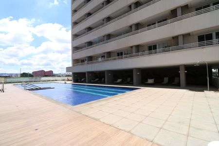 Apartamento à venda com 100m², 3 quartos e 2 vagasÁrea comum - Piscina