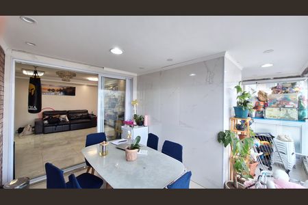 Varanda de apartamento à venda com 3 quartos, 100m² em Parque Industrial Tomas Edson, São Paulo