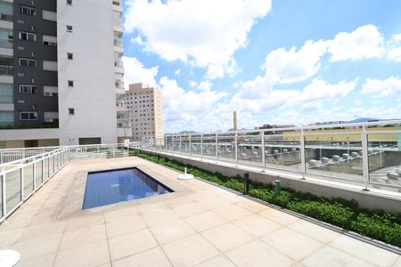 Apartamento à venda com 100m², 3 quartos e 2 vagasÁrea comum - Piscina