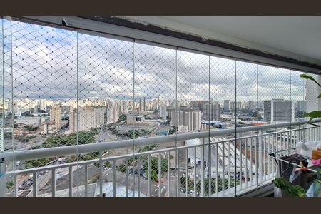 Apartamento à venda com 100m², 3 quartos e 2 vagas Apartamento à venda com 100m², 3 quartos e 2 vagasVaranda