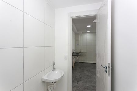 Apartamento para alugar com 45m², 2 quartos e sem vaga Apartamento para alugar com 45m², 2 quartos e sem vagaBanheiro