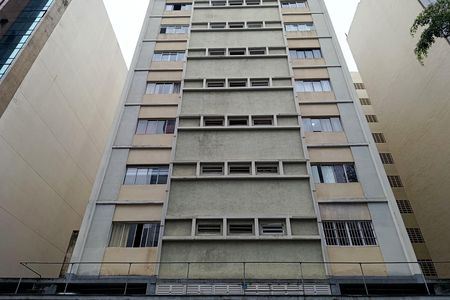Apartamento para alugar com 31m², 1 quarto e sem vaga