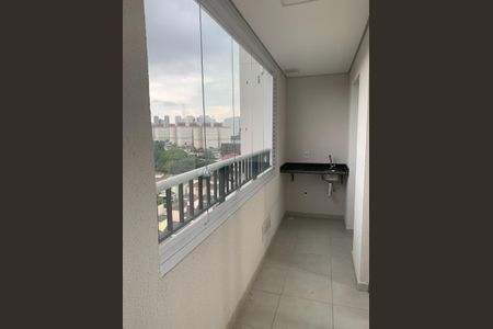 Apartamento para alugar com 62m², 2 quartos e 1 vagaVaranda