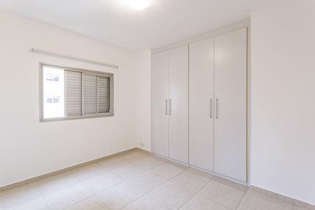 Quarto 2 de apartamento para alugar com 3 quartos, 110m² em Moema, São Paulo